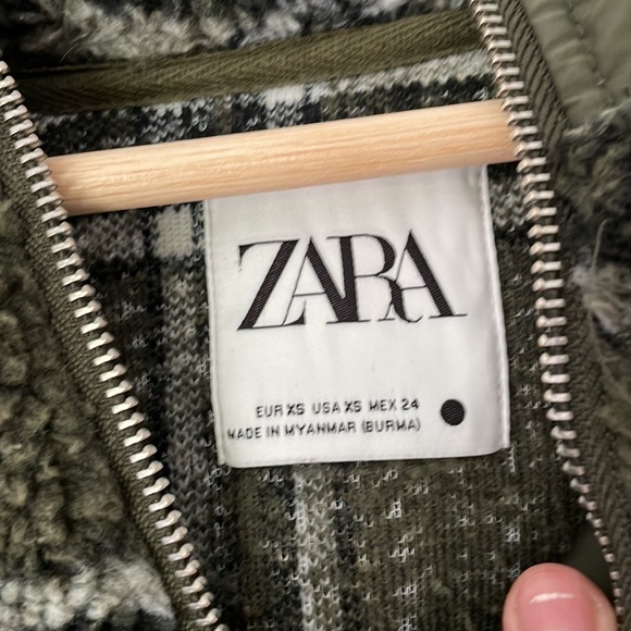 Zara Jacket - Picture 3 of 5